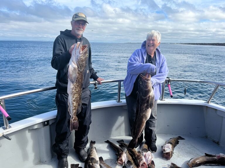 Lingcod-Fishing-Charter-Boat-Slammer